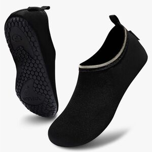 Black Water Shoe